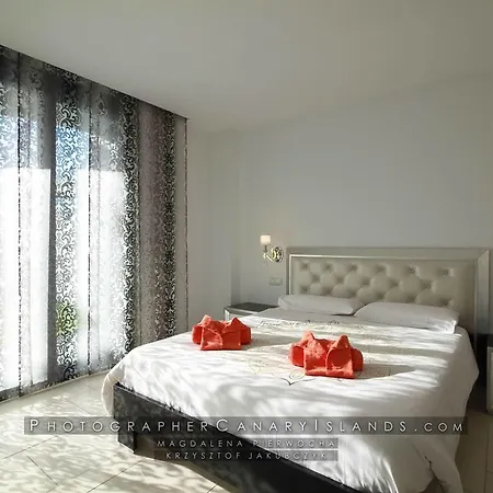 L'elegante شقة بالم مار